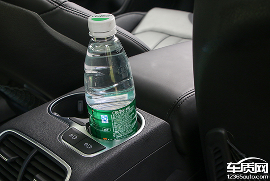 奥迪a6l尊享动感型2024款试驾,此地无垠试驾全新奥迪a6l