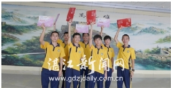 廉江市实验学校办学成绩,廉江实验学校向快乐出发