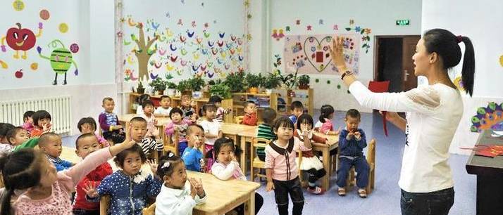 公立幼儿园托班好还是机构好,如何选择适合的托班和幼儿园