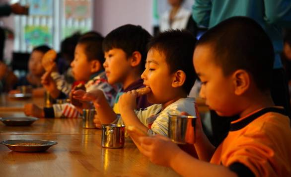 公立幼儿园托班好还是机构好,如何选择适合的托班和幼儿园