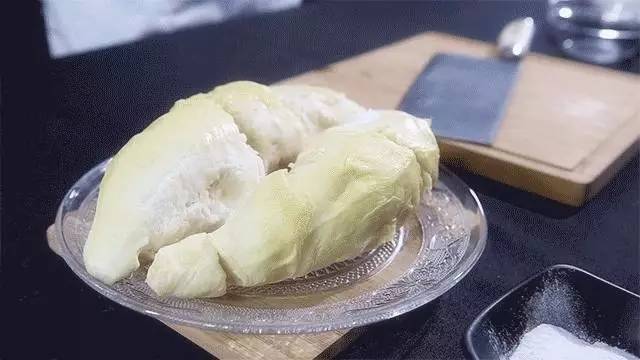 一月狂卖10万盒，比口红更让女人无法抗拒的高颜值美食，看到第5张图还能忍住就算你赢！