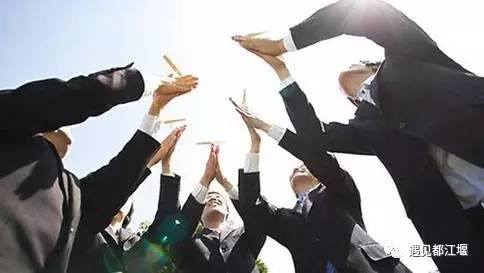 都江堰的伟大和奇妙之处 (都江堰精华部分图片)