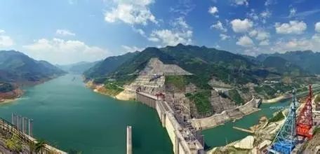 广西山清水秀风景视频,广西山清水秀的县