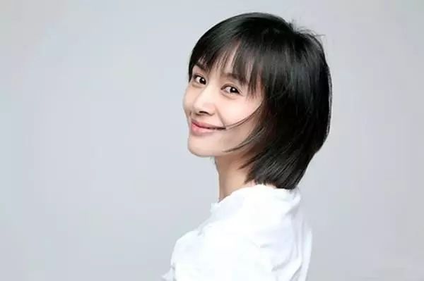 中长发也能扎的杨紫同款短发发型,短发杨紫同款发型