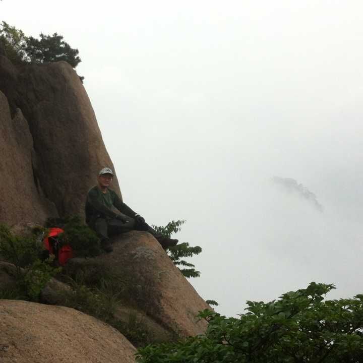 走近你就走进了痛苦出自哪里,走近你就是走近痛苦