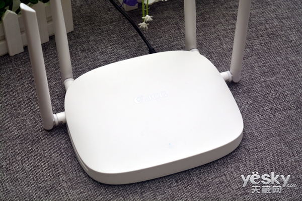 jcgq10智能无线路由器,ac2100双频无线路由器评测