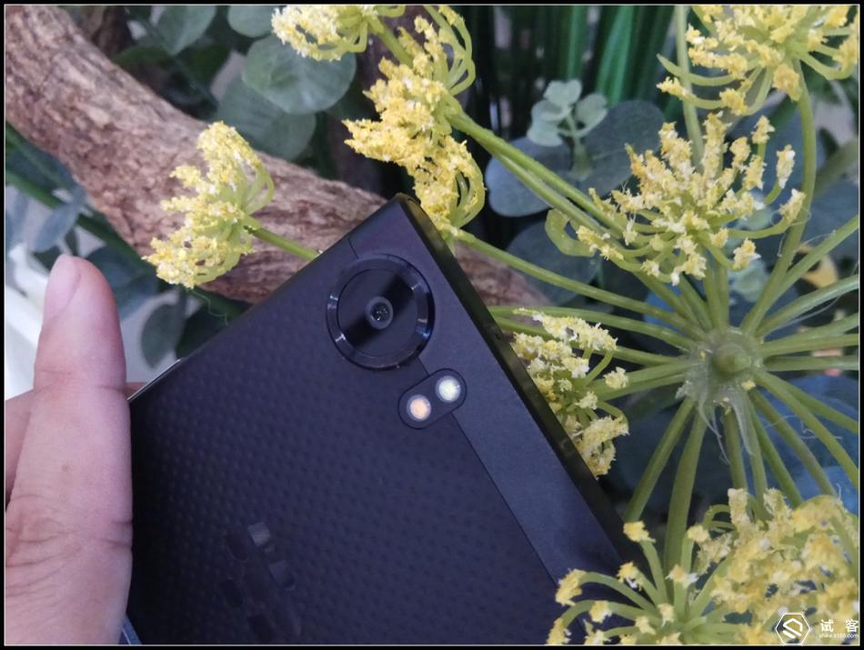 黑莓keyone滑盖,黑莓keyone测评王自如