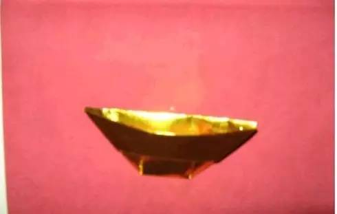 黄纸手工折纸菠萝元宝,中秋节元宝折纸的教程简单又漂亮