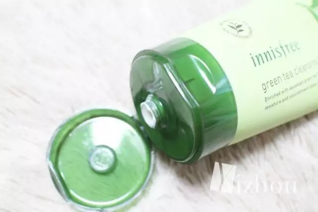 国货洗面奶哪个牌子最好用,祛痘什么牌子洗面奶最好