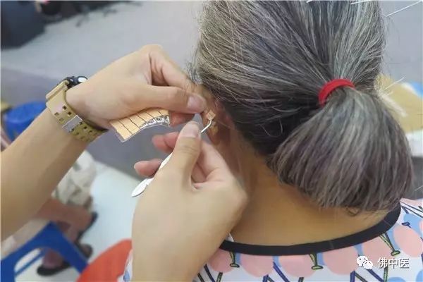 「给力」佛中医3院区三水联合义诊人气高，中医药服务获赞精彩到家