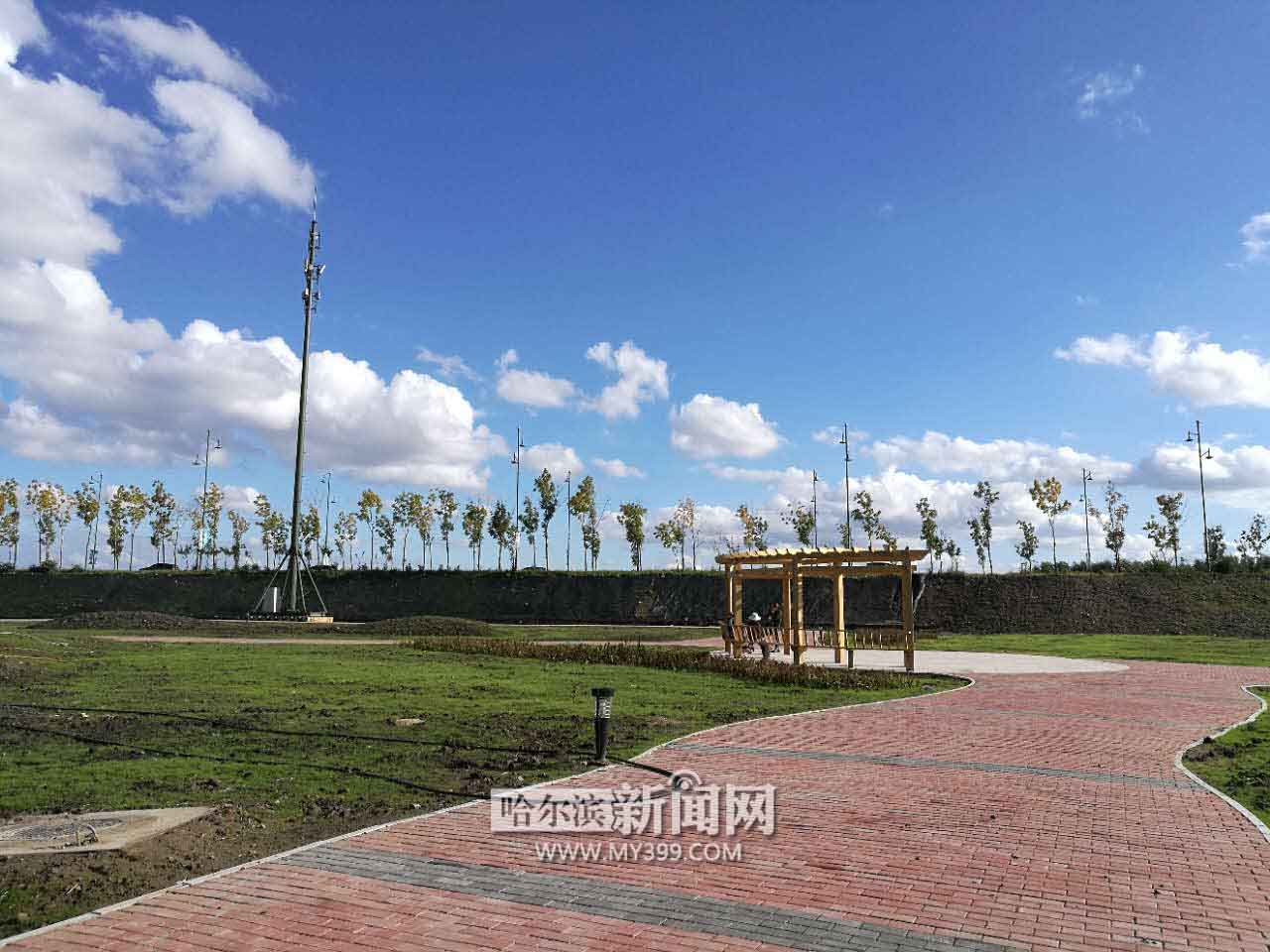 「好事」松北区又一处市民休闲广场近日建成投用｜位于学海街与滨水大道占地约8一10个足球场