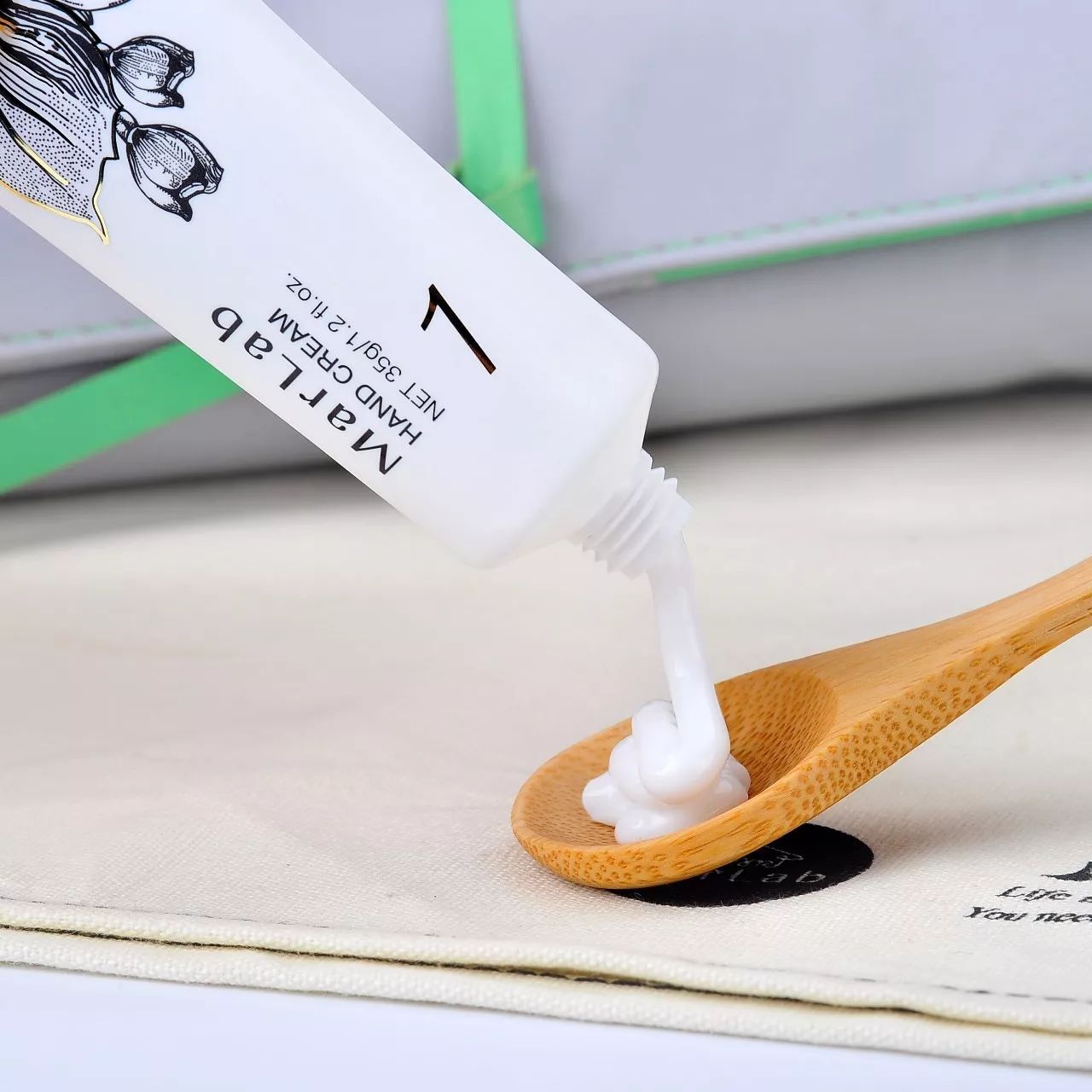 旅行洗护8件套,旅行携带方便的洗护套装