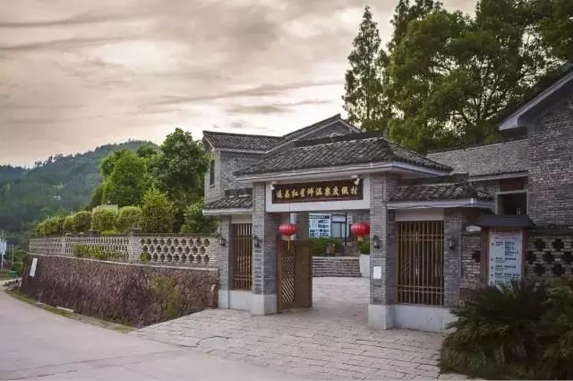 3天2夜！秋日带你去这座绝美山城体验不一样的“慢旅行”！