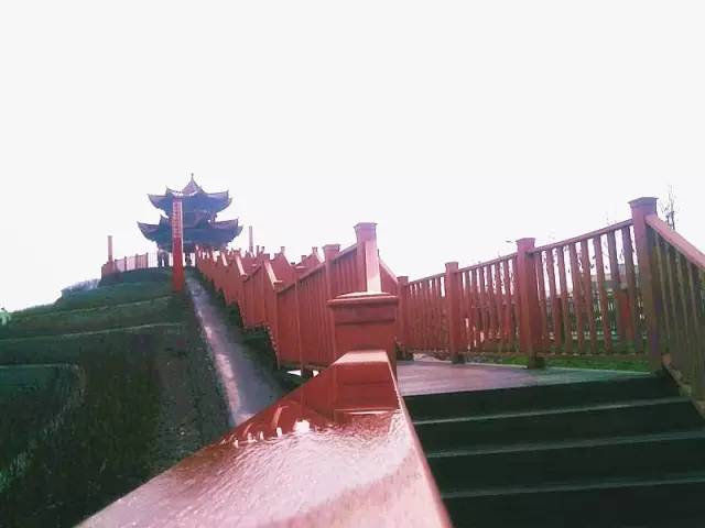 石河子秋季旅游攻略,石河子十一假期旅游推荐