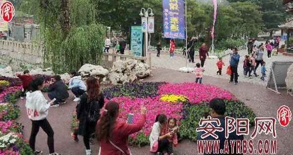 国庆中秋喜相逢双庆佳节,国庆中秋喜相逢女声完整版