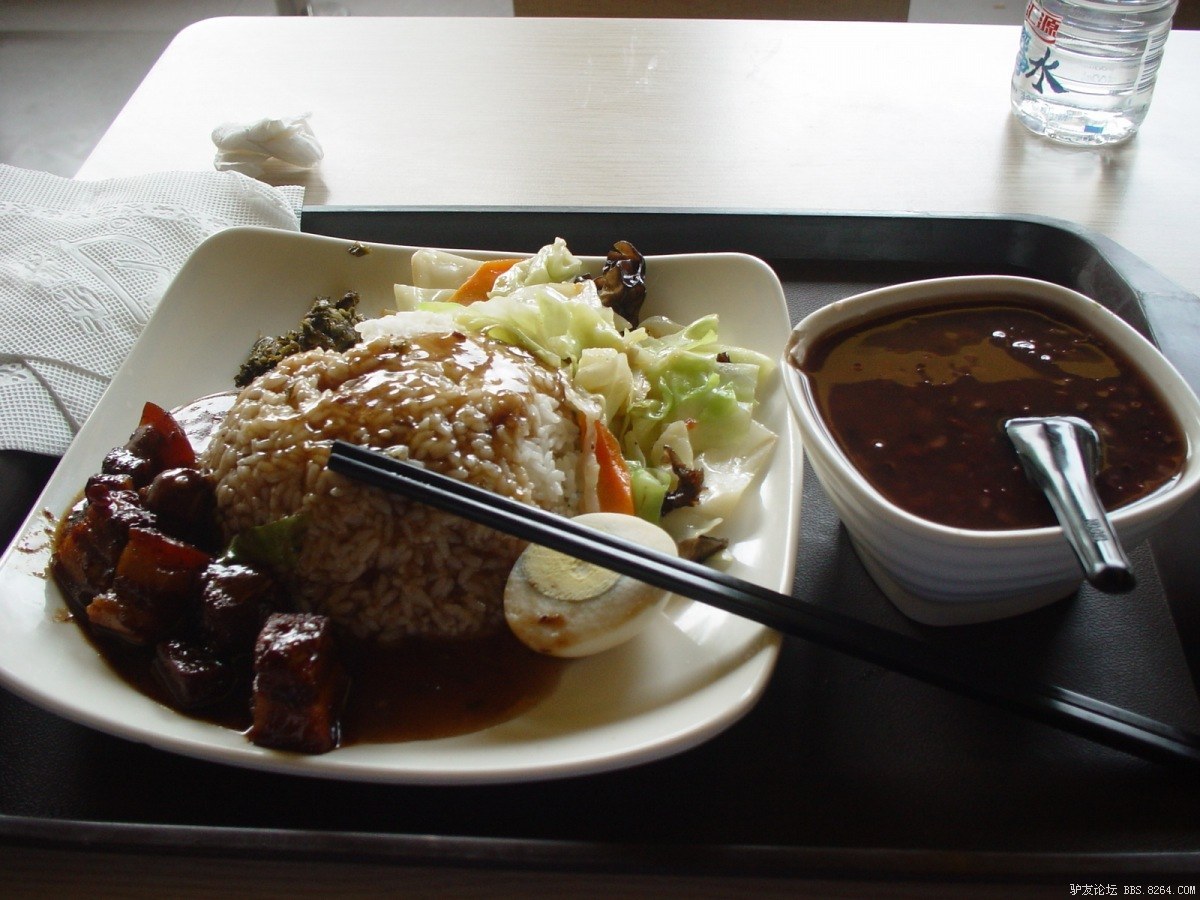 一个人一台车到西藏,一个人一辆车直通拉萨