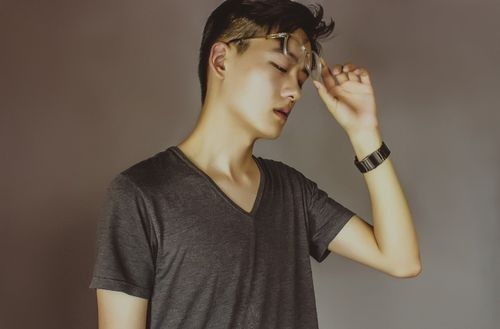 毁童年之“快乐星球”男主角竟然出轨又家暴!还好只爱看第一部!