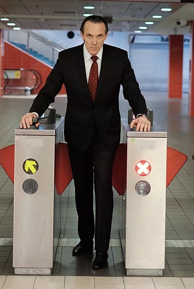 天才在左疯子在右书籍,天才在左疯子在右作家