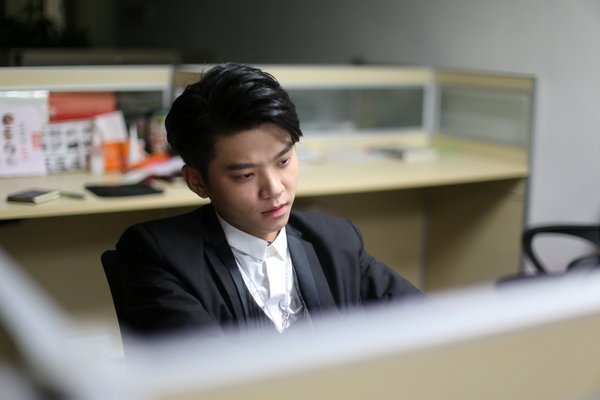 谁说程序员不浪漫,传祺gs3和你一起潮流当下