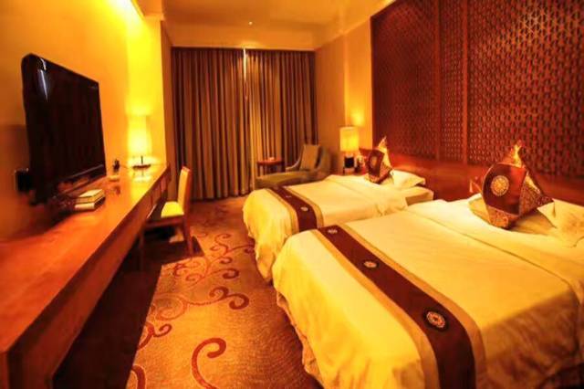 罗浮山泡温泉最好的地方在哪里,罗浮山绵州温泉简介