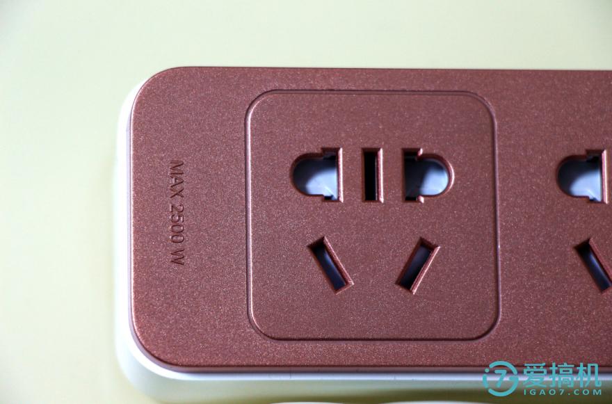 施耐德16a插线板,施耐德家用插线板