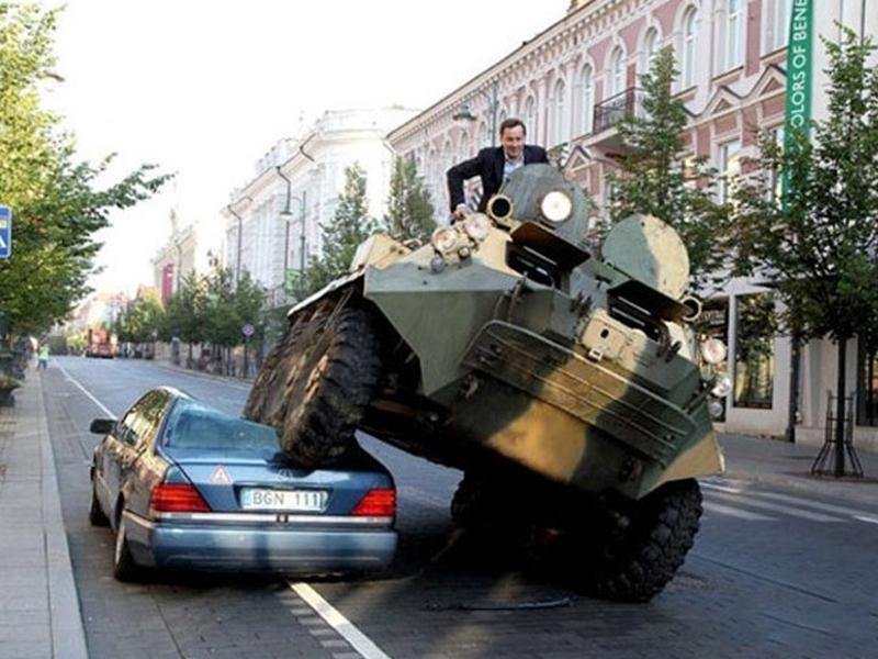 千万不要这样惩治乱停车,乱停车那些解气的结局