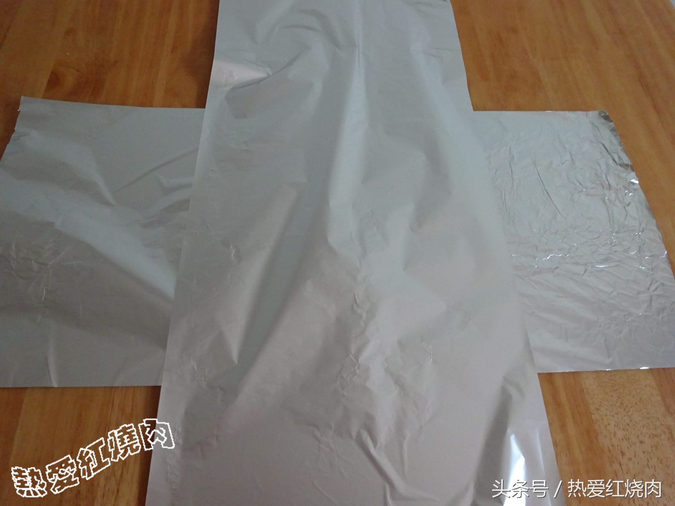 为啥你做的烤排骨又干又硬不好吃，关键的这一步你做对了吗？