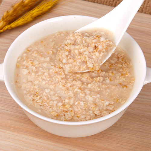 眼睛周围长一圈红色疙瘩红肿发烧,眼睛附近长了一片红疹子