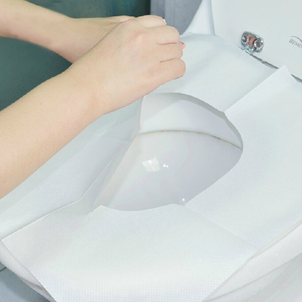 被公厕马桶水溅到了,公厕马桶里的水溅到下面怎么办