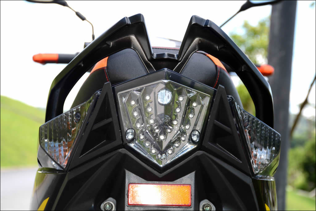 雅迪魅影真实测评,魅影摩托车哪款车最好