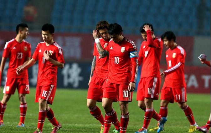 输30个球！中国青年队被巴西狂虐，网友：足球没有三分球，怎么输的？