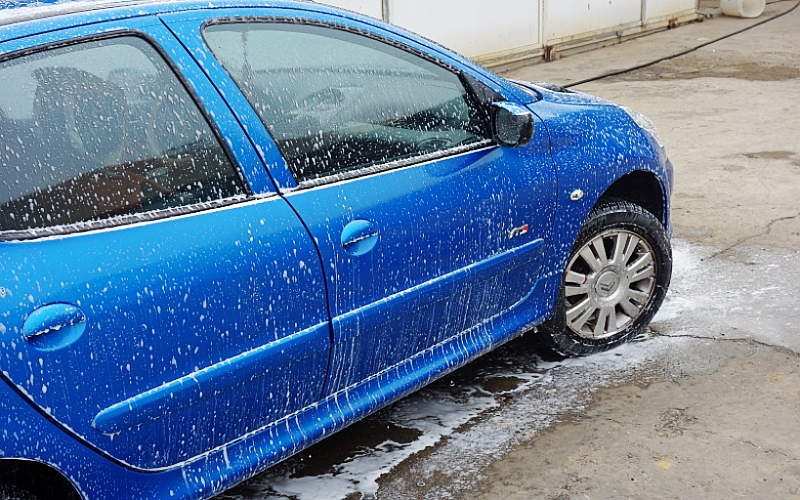 洗车干净不伤车漆从此告别洗车店,洗车不再烦恼