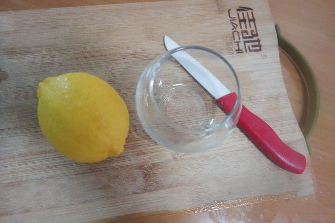 冰鲜柠檬水怎么做简单又好喝,做夏天最好喝的柠檬饮品