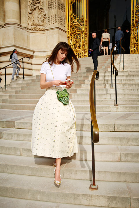 适合夏天穿的面料,什么布料的短袖夏天穿最舒服