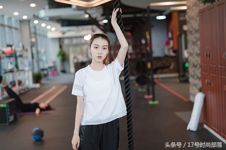 瑜伽健身运动背心女最新款,瑜伽背心女美背透气速干