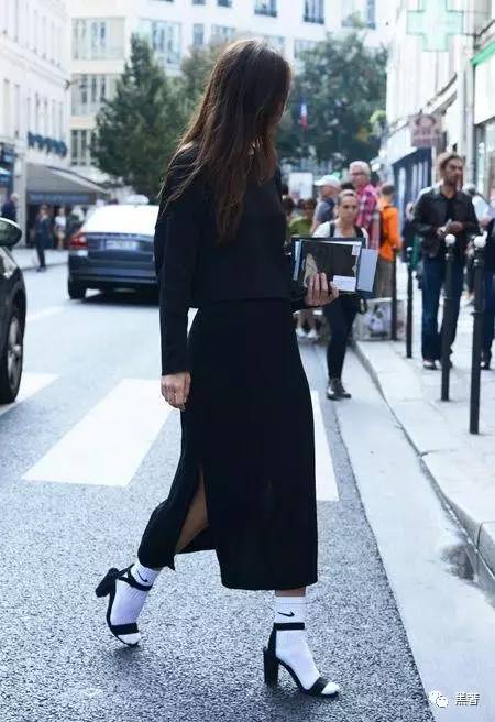 巴黎世家袜子鞋2.0和3.0的区别,巴黎世家男士袜子鞋