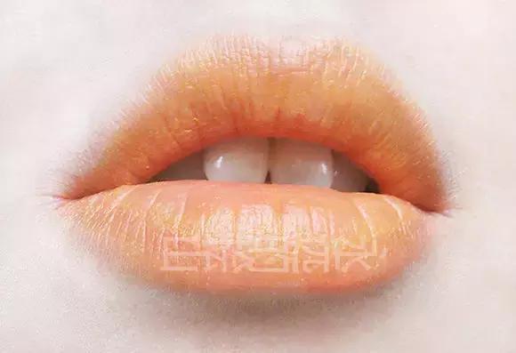 giorgioarmani唇釉,giorgioarmani和emporioarmani