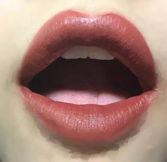 giorgioarmani唇釉,giorgioarmani和emporioarmani