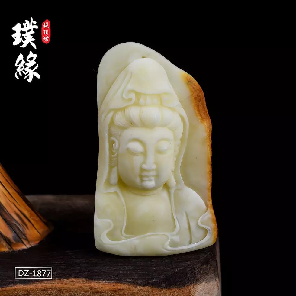 水煮蜜蜡原石有何识别特征,怎么鉴别老蜜蜡与琥珀