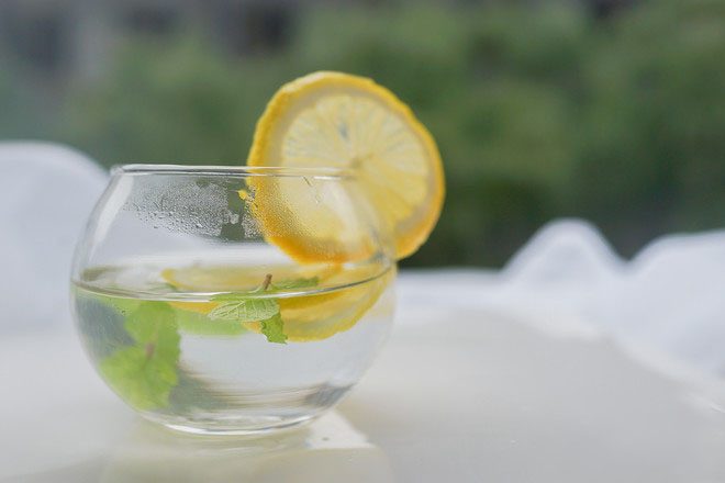 冰鲜柠檬水怎么做简单又好喝,做夏天最好喝的柠檬饮品