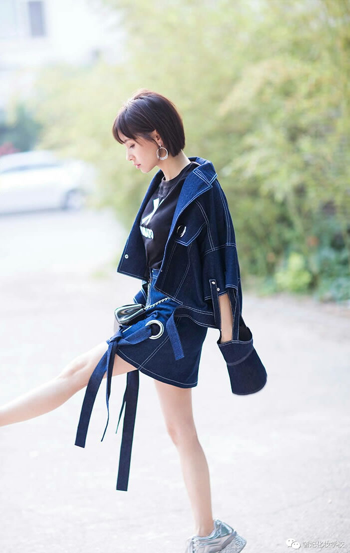 阿娇内双清冷系日常妆容,阿娇减龄穿搭