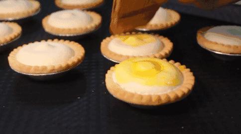 工厂制作蛋挞皮的全过程,东莞手工蛋挞
