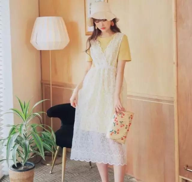 不同的肩形怎么配衣服,宽肩平肩穿搭