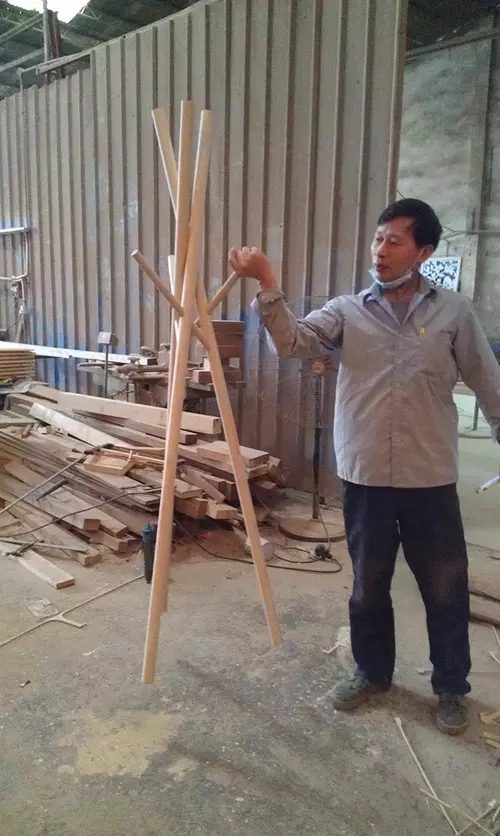 六支棍撑起来的衣架，你敢用吗？