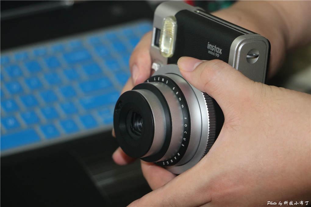 富士mini90和sq1哪个好,富士mini90国产和日版