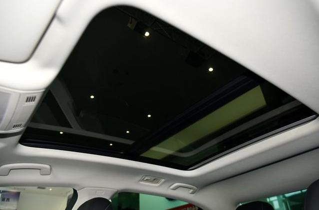 采用A8平台，比A6L还长，月销146台、125台，快停产了