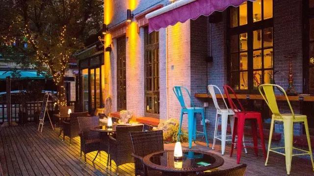 高温下的上海城市,上海40度以上高温