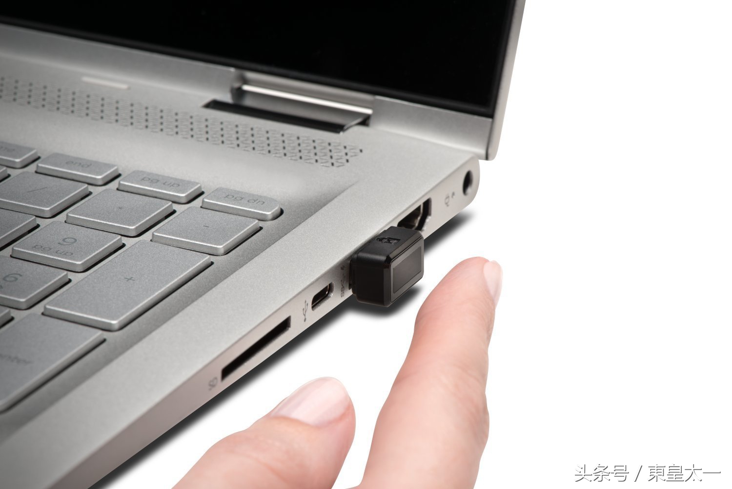 指纹锁钥匙可以插在电脑上吗 (指纹锁安全钥匙怎么用)