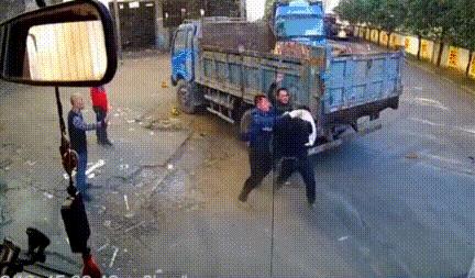 三观被刷新到无下限,三观逐渐被刷新