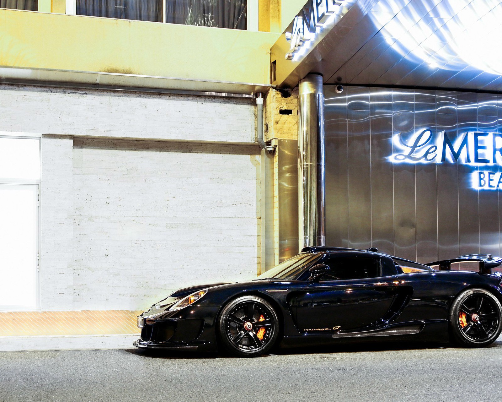 世界名车壁纸超清全面屏,8k顶级黑色震撼壁纸名车